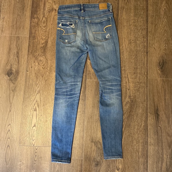 American Eagle Skinny Jean - Picture 2 of 5